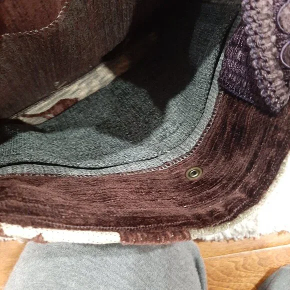 Vintage boho velvet and leather bag with embroidered strap - Picture 8 of 13